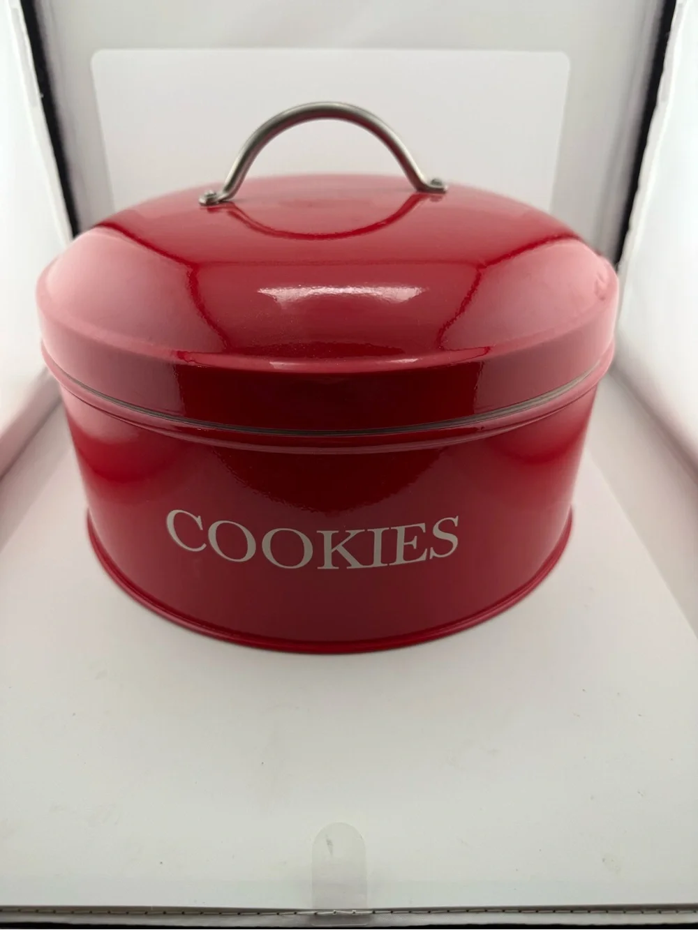 Large Red Metal Cookie Jar Canister w/ Lid Silver Handle Airtight Retro Kitchen